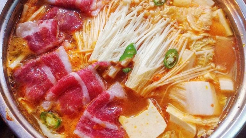 Lẩu Kimchi
